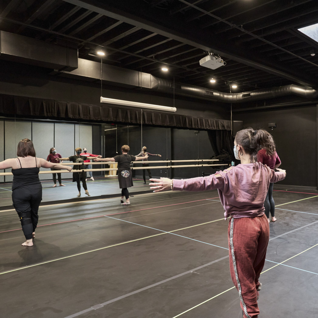 Students in dance class 