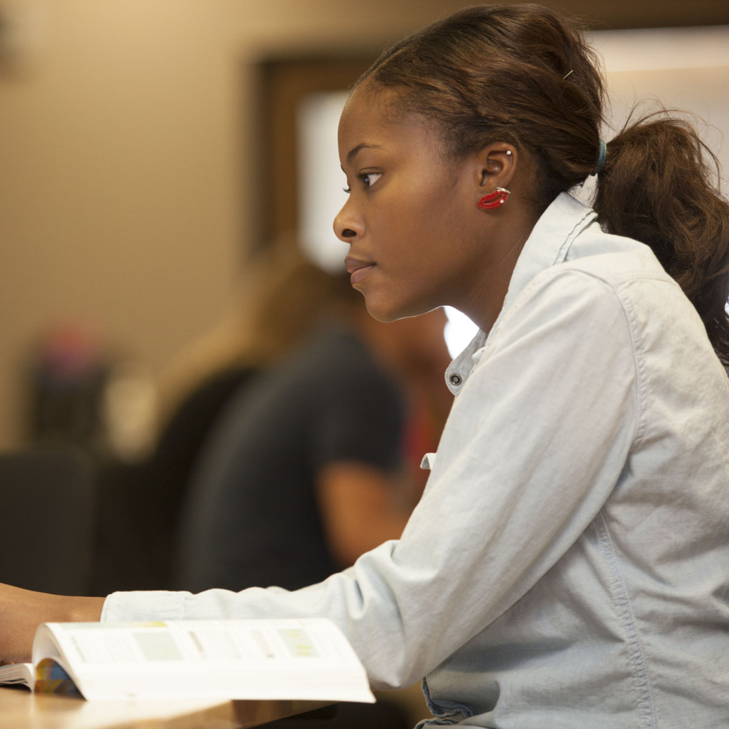 PPSC student on computer